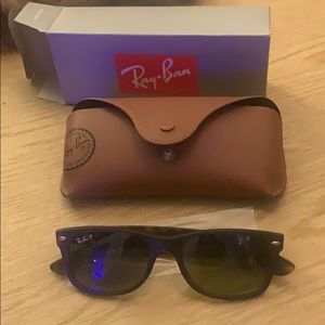 ❌SOLD❌NWT Ray-Ban Wayfarer Sunglasses